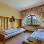 Schronisko Pttk Trzy Korony Sromowce Niżne