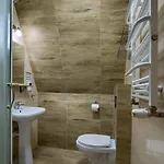 Schronisko Pttk Trzy Korony * Sromowce Niżne