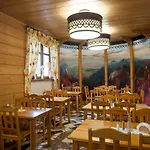 住宿加早餐酒店 Schronisko Pttk Trzy Korony *