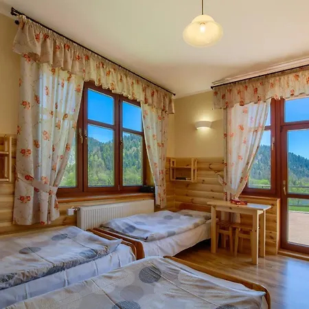 Bed & Breakfast Schronisko Pttk Trzy Korony *