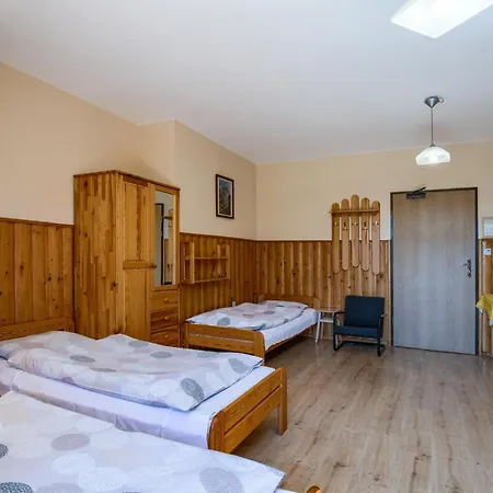 Schronisko Pttk Trzy Korony *