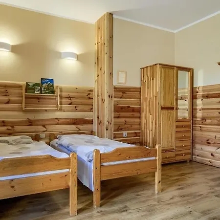 Panzió Schronisko Pttk Trzy Korony Sromowce Niżne