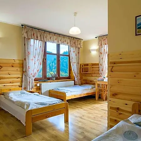 Schronisko Pttk Trzy Korony *