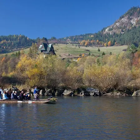 Schronisko Pttk Trzy Korony Sromowce Niżne